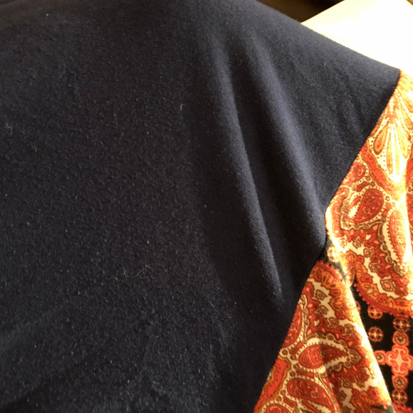 Lularoe Randy Raglan Top - Buy 1 Get1 FREE! size L - Picture 7 of 8